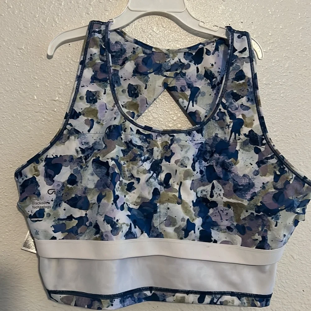 Gap crop top. - Picture 8 of 9